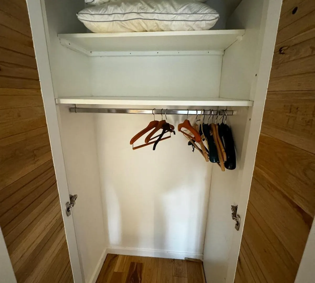 Appartement Spacieux A Bron - 30' Groupama Stadium La Celle-sous-Gouzon
